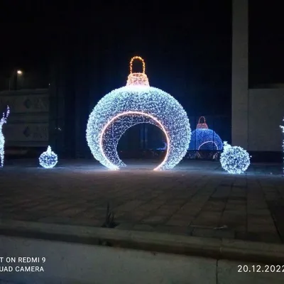 Новогоднее украшение фасадов зданий 1