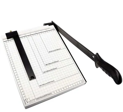 A4 formatdagi qilichsimon qog‘oz kesgich 1