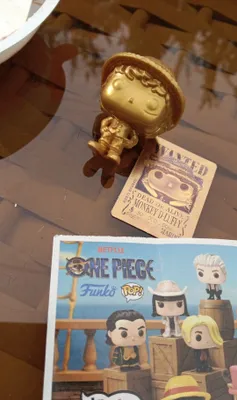 Kinder One piece MONKEY D. LUFFY GOLD