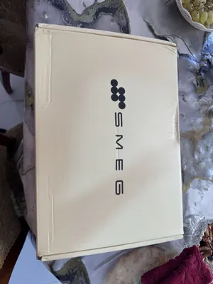Продаётся новая мраморная доска Smeg 1