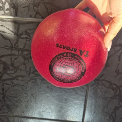 Badiiy gimnastika uchun to‘p va arqon sotiladi 1