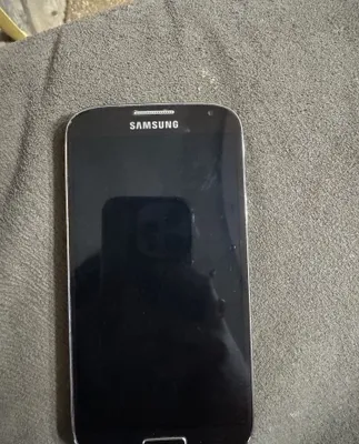Samsung Galaxy S4, б/у 1