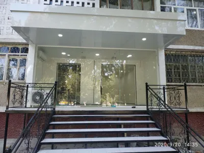 Сдаётся в аренду, рядом со старым магазином «Саксончи» 1