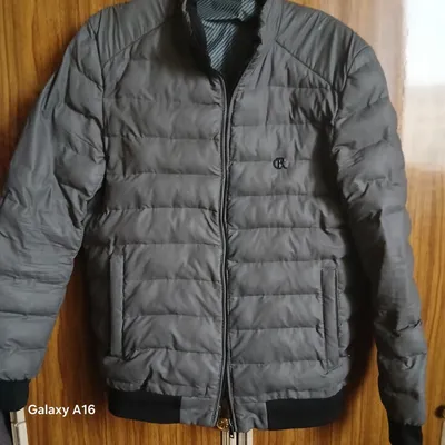 Продаётся мужская куртка 1
