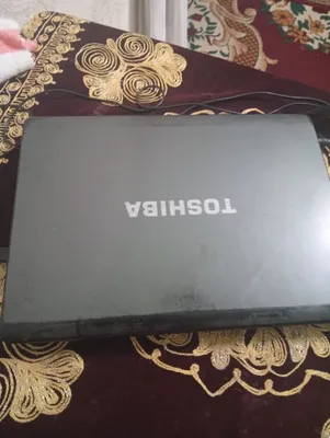 Toshiba noutbuki yaxshi holatda 1