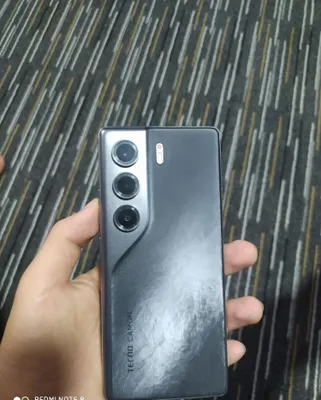 Tecno Canon 40 12/256 ГБ 1