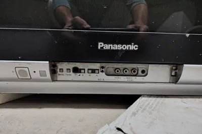 ishlatilgan rangli televizor sotiladi 1