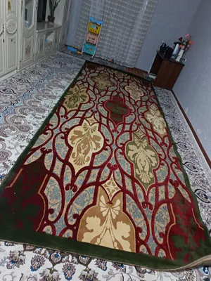Новый плотный золотой ковёр 5×2 м, 2015 года 1