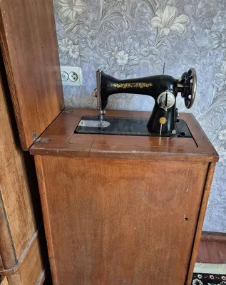 Продаю свою швейную машину 1
