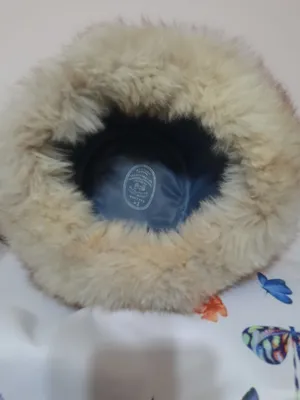 Меховые шапки 300000 сум 1