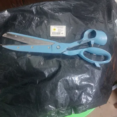 Katta qaychi 30 sm uzunlikda