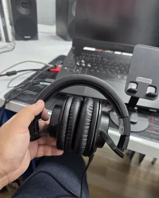 Studio Headphones - ATH40x 1