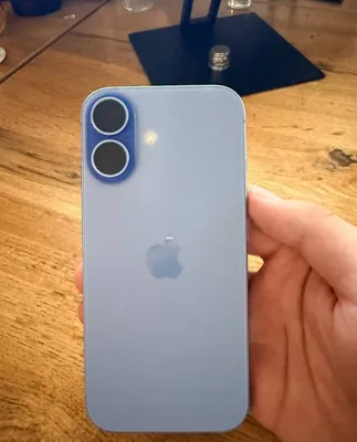 Iphone 17 blue 256 1