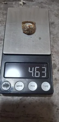 Sirkon toshli oltin uzuk