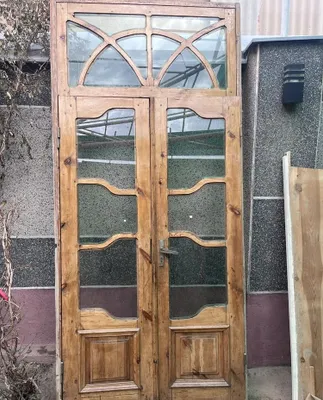 Срочно продаётся дверь, дартираза, полка из фанеры 1