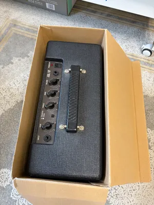 VOX kombo kuchaytirgichi bilan Cort elektro gitarasi 9