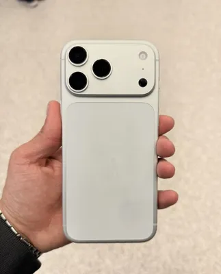 iPhone 17 Pro Max 1
