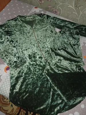 Miramirniy velurli kostyum 1
