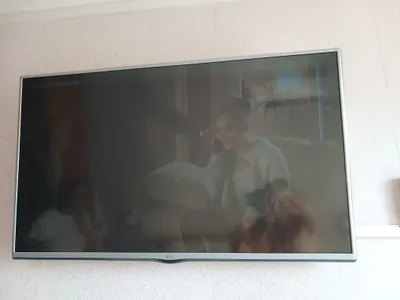 Телевизор LG 42 дюйма