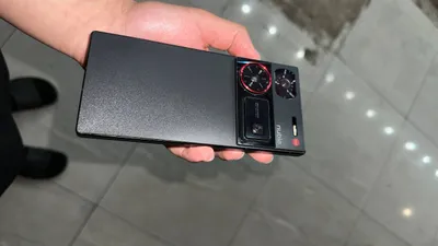 Nubia z 60 ultra 1