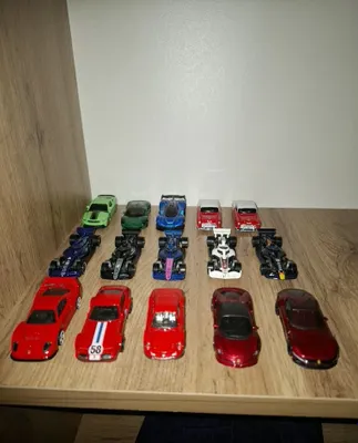 Оригинальные металлические машинки Hot Wheels 1