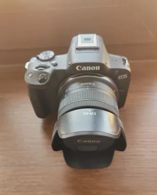 Canon EOS R50 18-45mm STM 1
