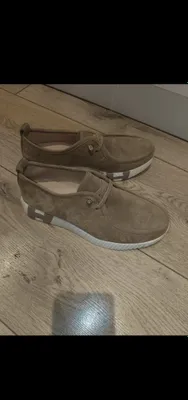 Yangi krossovkalar sotiladi 1