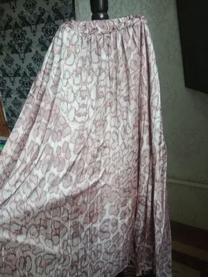 yubka atlasniy 1