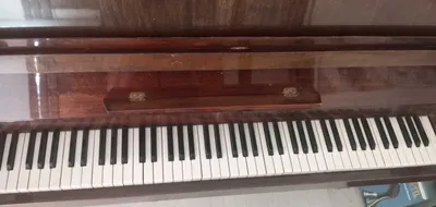 SSSRning «LIRIKA» pianinosi sotiladi 1