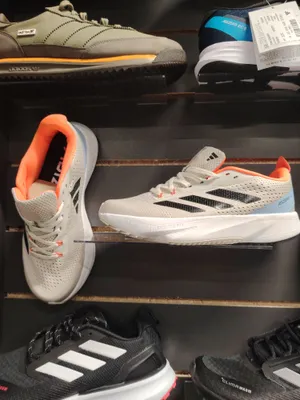 Кроссовки adidas