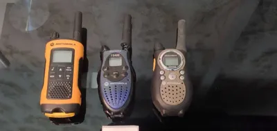 Motorola ratsiyalari (PMR standarti, 446 MGts chastota) — litsenziya kerak emas 1