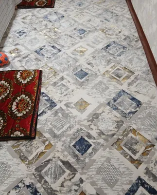 Kecha olingan yangi gilam sifatli qalin 530 ga 330 razmeri 1