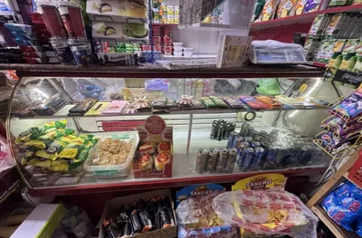 Магазинный холодильник 1