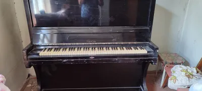 Yaxshi holatdagi pianino sotiladi. 1