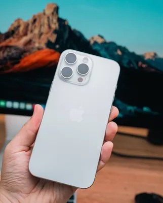 iPhone 16 Pro Max 256gb White Titanium 1