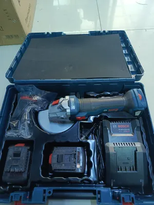 Tezlikni sozlash funksiyasiga ega Bosch GWS 18v-11s akkumulyatorli bolgarkasini sotaman 1