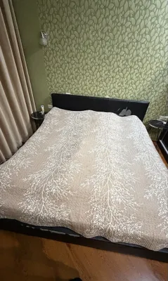 Продаеться кровать 1