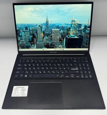 Ноутбук ASUS 1