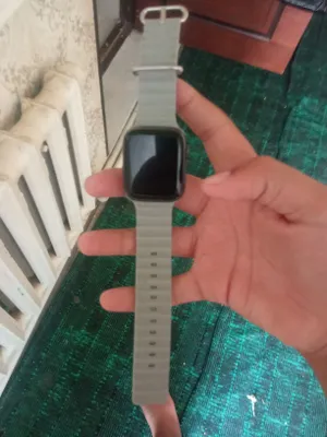 Smart watch sotildi 1