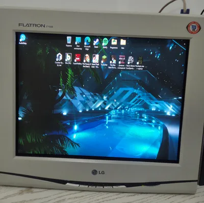 LG Flatron F700B 1