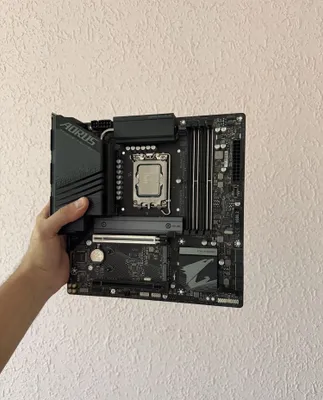 z790 gigabyte m aorus i5 13600kf 1