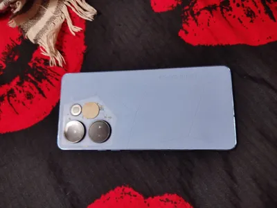 Techno comon 20 pro 8+8/256G 1