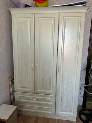 Шкаф