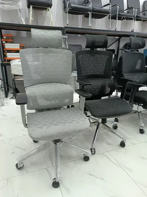 Кресло руководительское, офисное кресло PENO grey PENO black 1