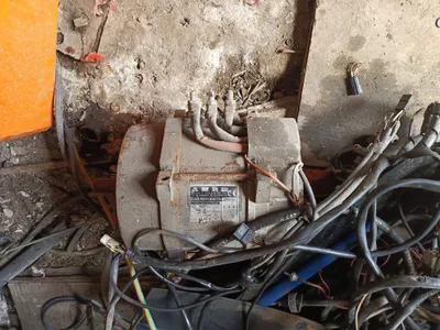 Yuklagichdan elektr dvigatel. 1