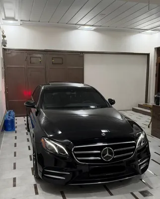 Mercedes Benz W213 E300 1