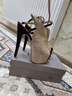 tufli ayollar uchun poshnali37 razmerda 1