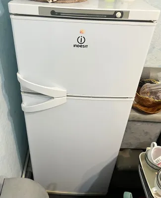 Холодильник Indesit 1,46 / 60 1