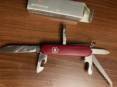 Мультитул Victorinox ножик 1