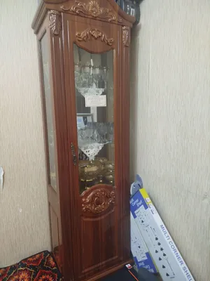 Продаётся сервант, состояние хорошее 1